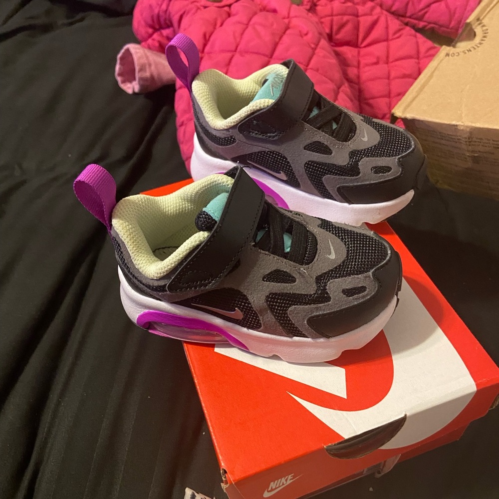 5c Nike max 270